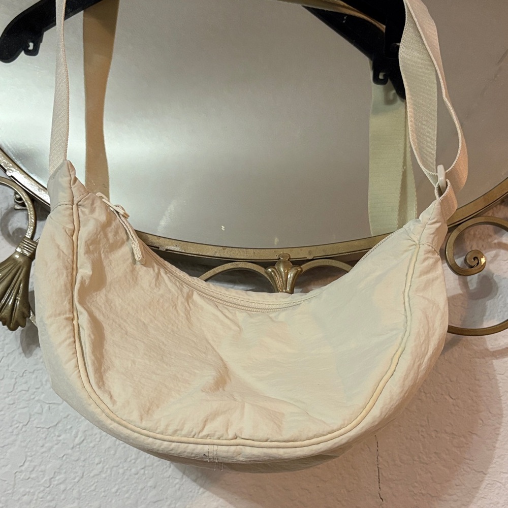 Uniqlo Cream Shoulder Bag